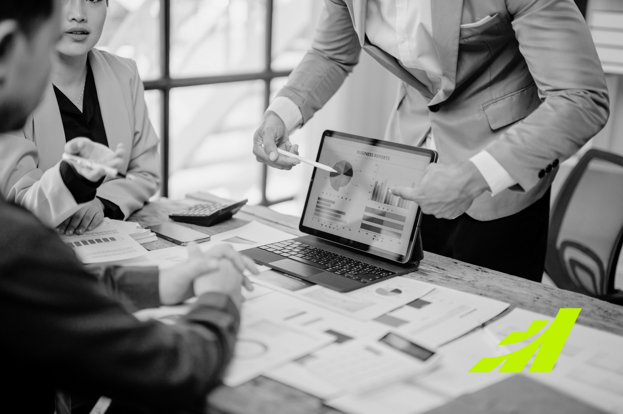 Choosing the Right Report Widgets for a Dashboard: A Comprehensive Guide