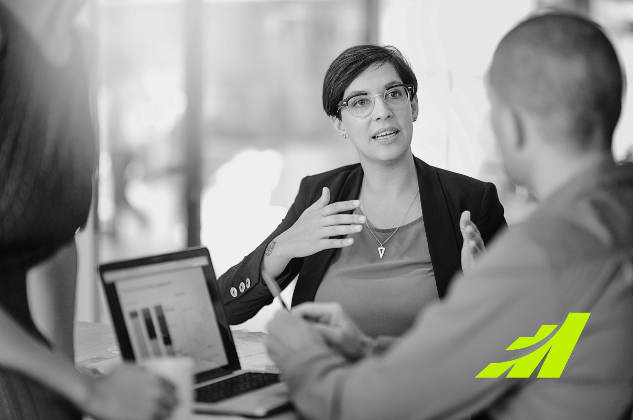 Mastering Sales in SMBs: How the right CRM helps you scale without the growing pains