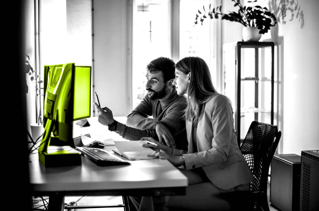 CRM API Integration Explained: Types, Examples, and Benefits 